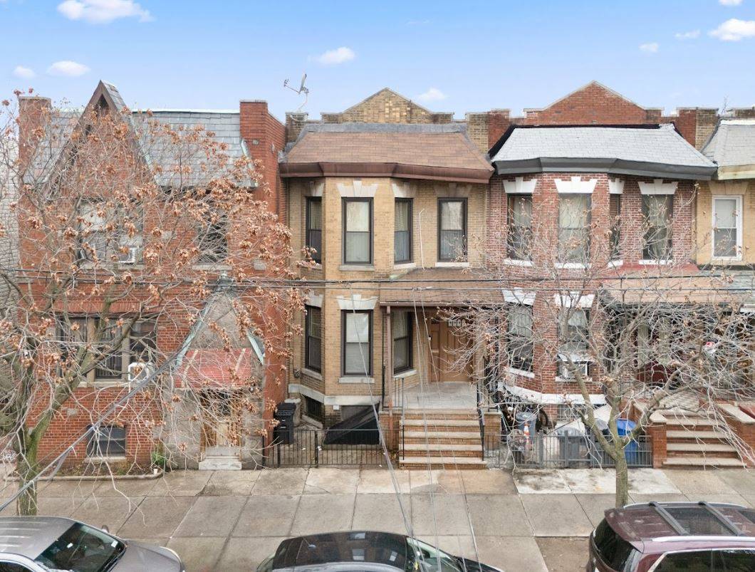 #2 photo, 20-15 Menahan St, Ridgewood , NY 11385