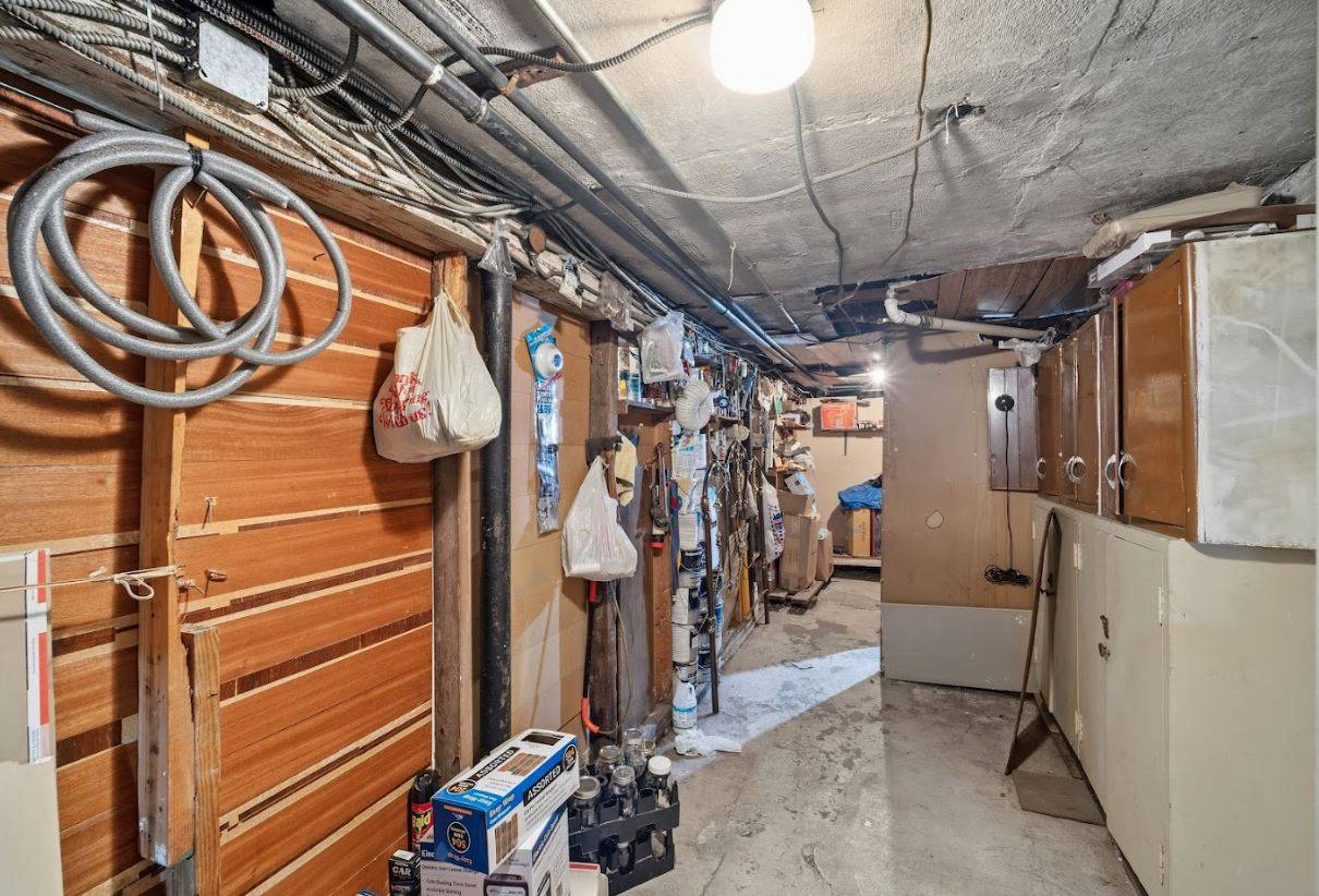 #37 photo, 20-15 Menahan St, Ridgewood , NY 11385