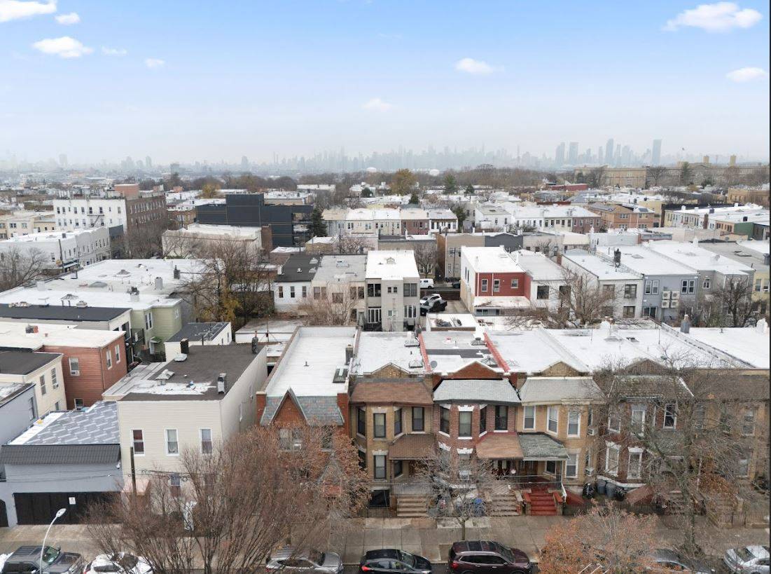 #42 photo, 20-15 Menahan St, Ridgewood , NY 11385