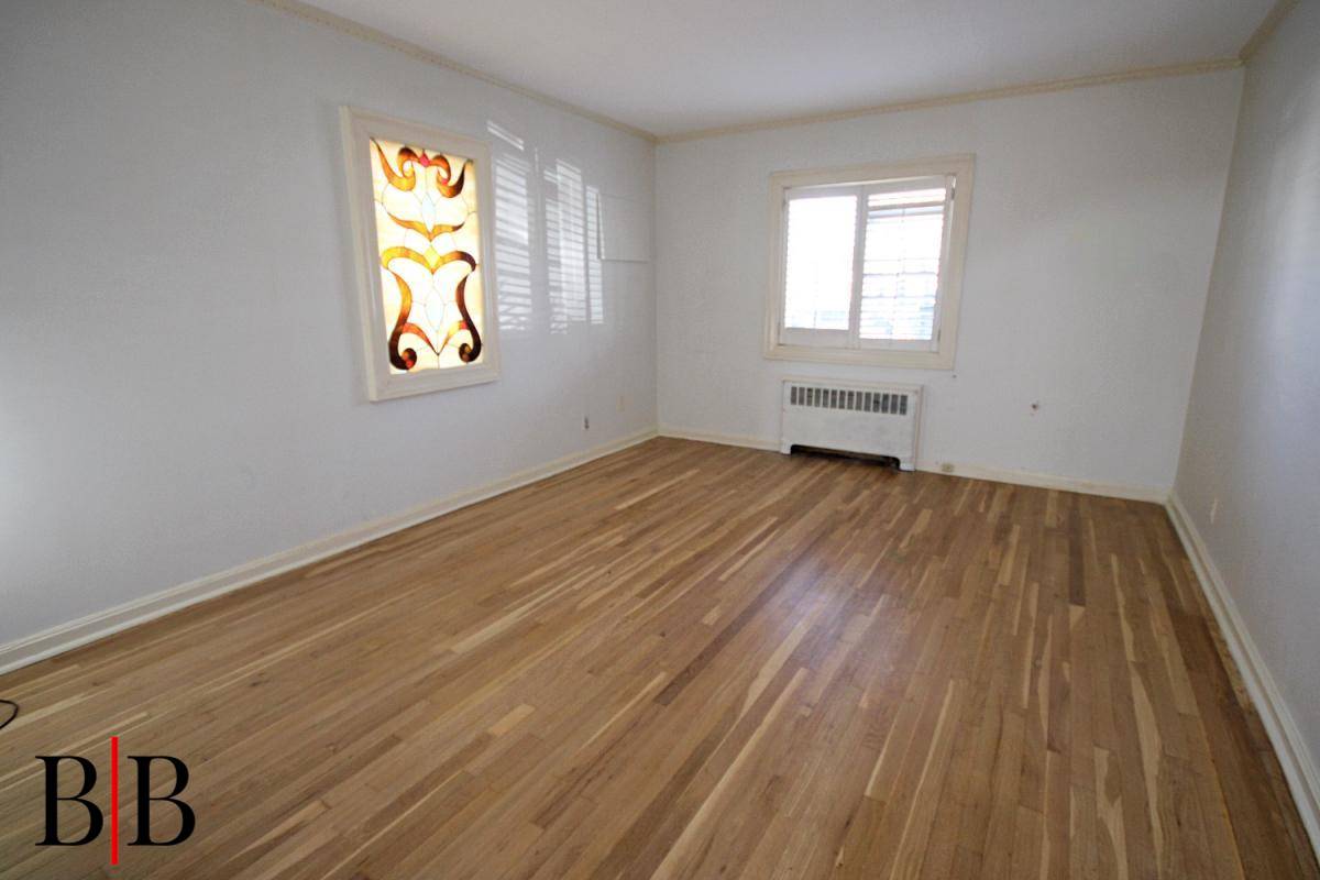 #6 photo, 1340 East 58 Street, Бруклин ‖ Flatlands , NY 11234