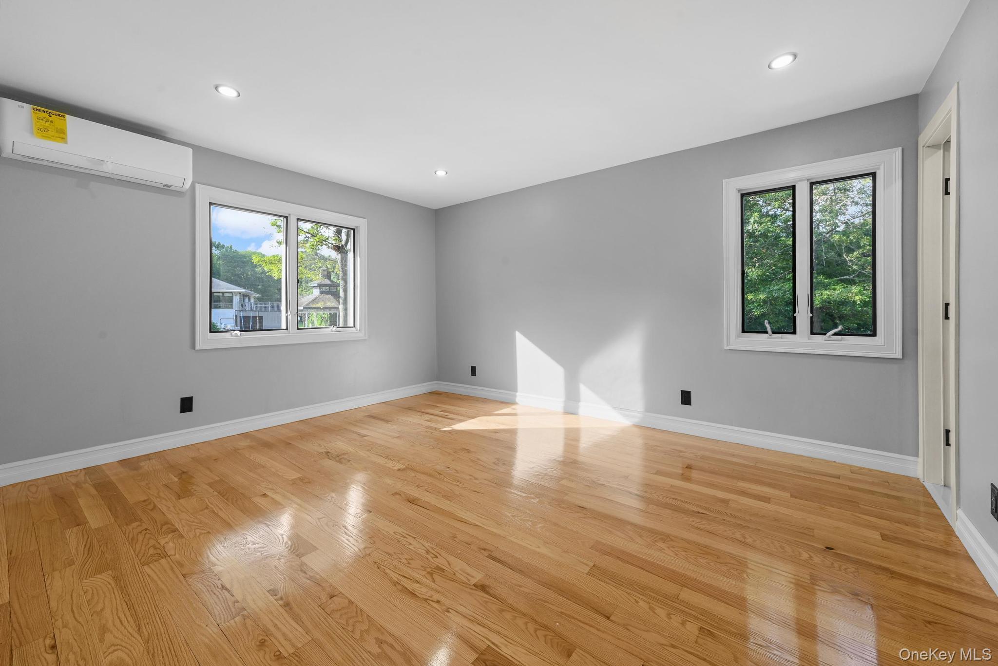 #15 photo, 4 Wintergreen Drive, सफ़ोक काउंटी Melville , NY 11747