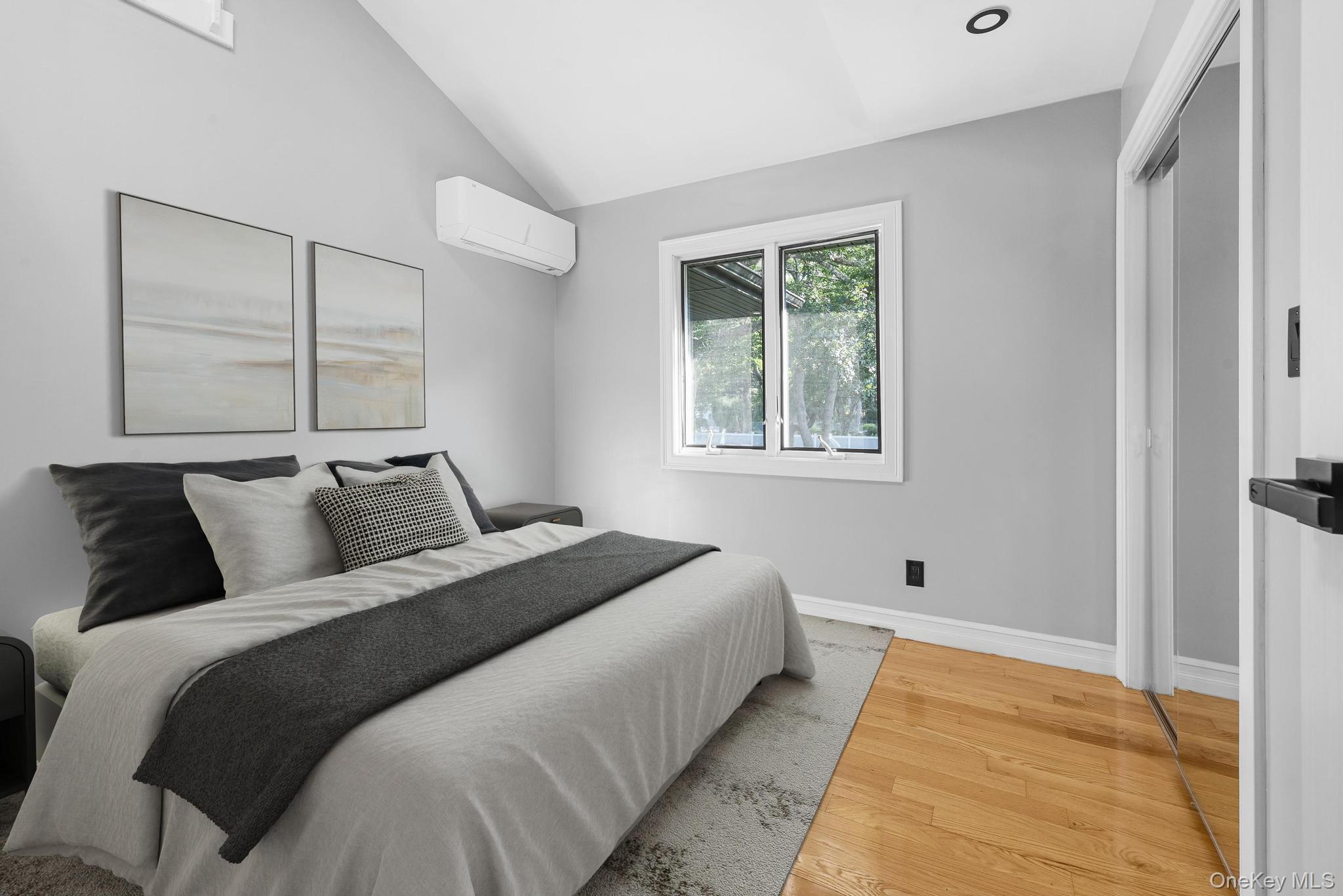 #3 photo, 4 Wintergreen Drive, सफ़ोक काउंटी Melville , NY 11747