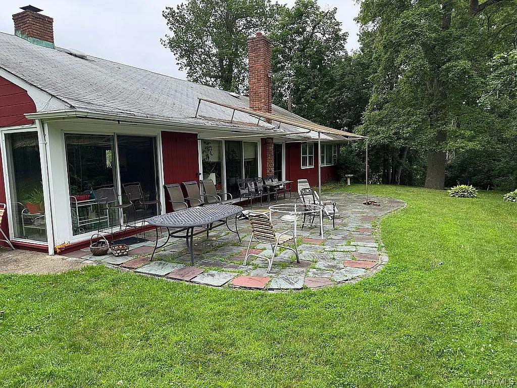 #3 photo, 14 Martin Court, Great Neck , NY 11024