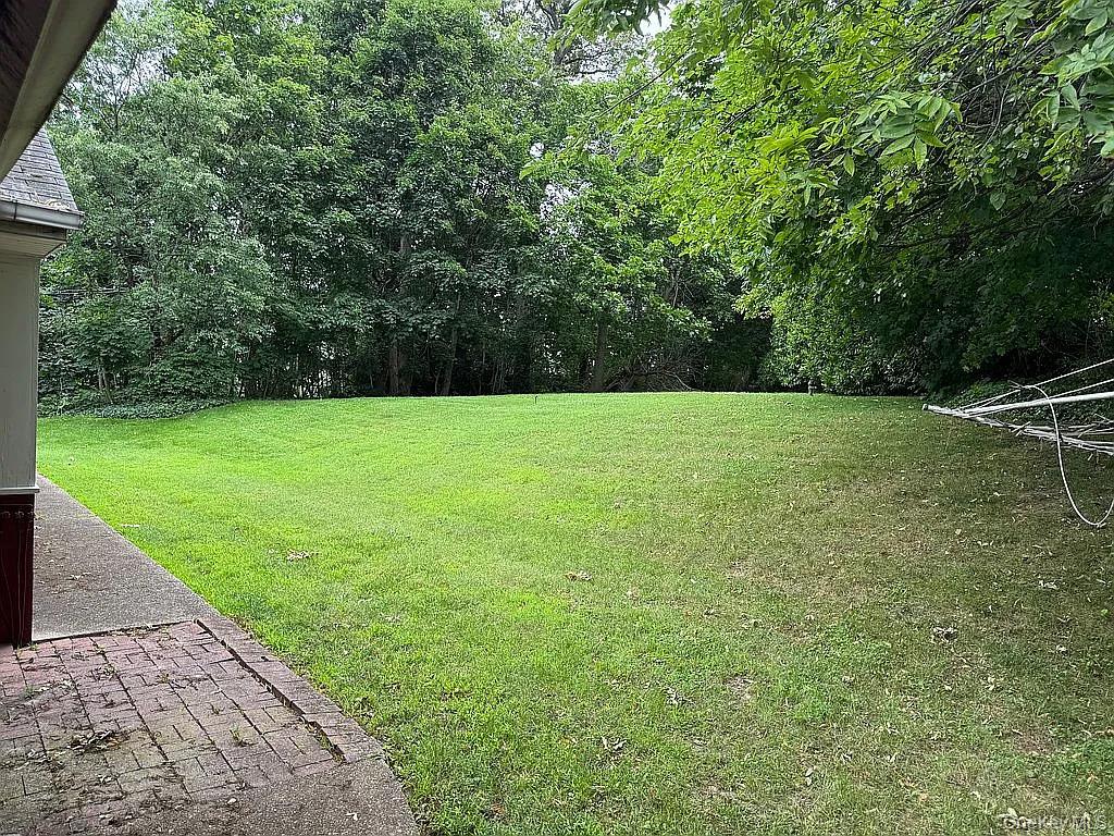 #5 photo, 14 Martin Court, Great Neck , NY 11024