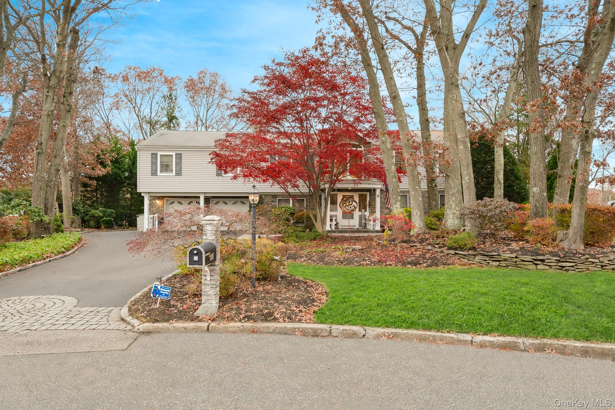 #4 photo, 17 Thide Court, מחוז סאפוק Smithtown , NY 11787