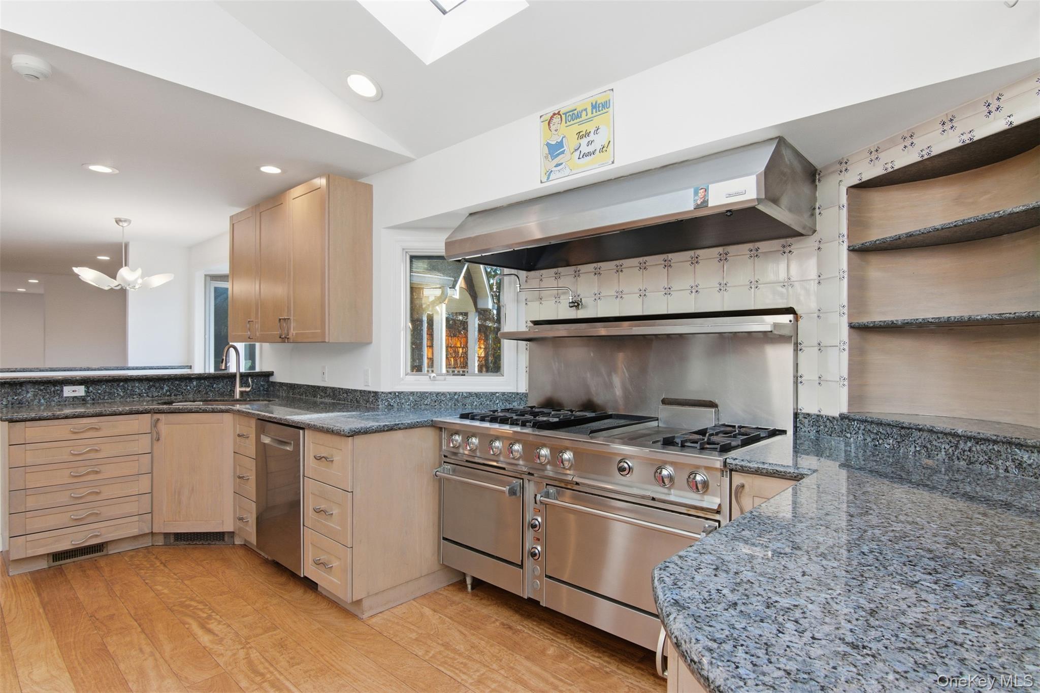 #16 photo, 6 Vingut Lane, 东长岛 Setauket , NY 11733