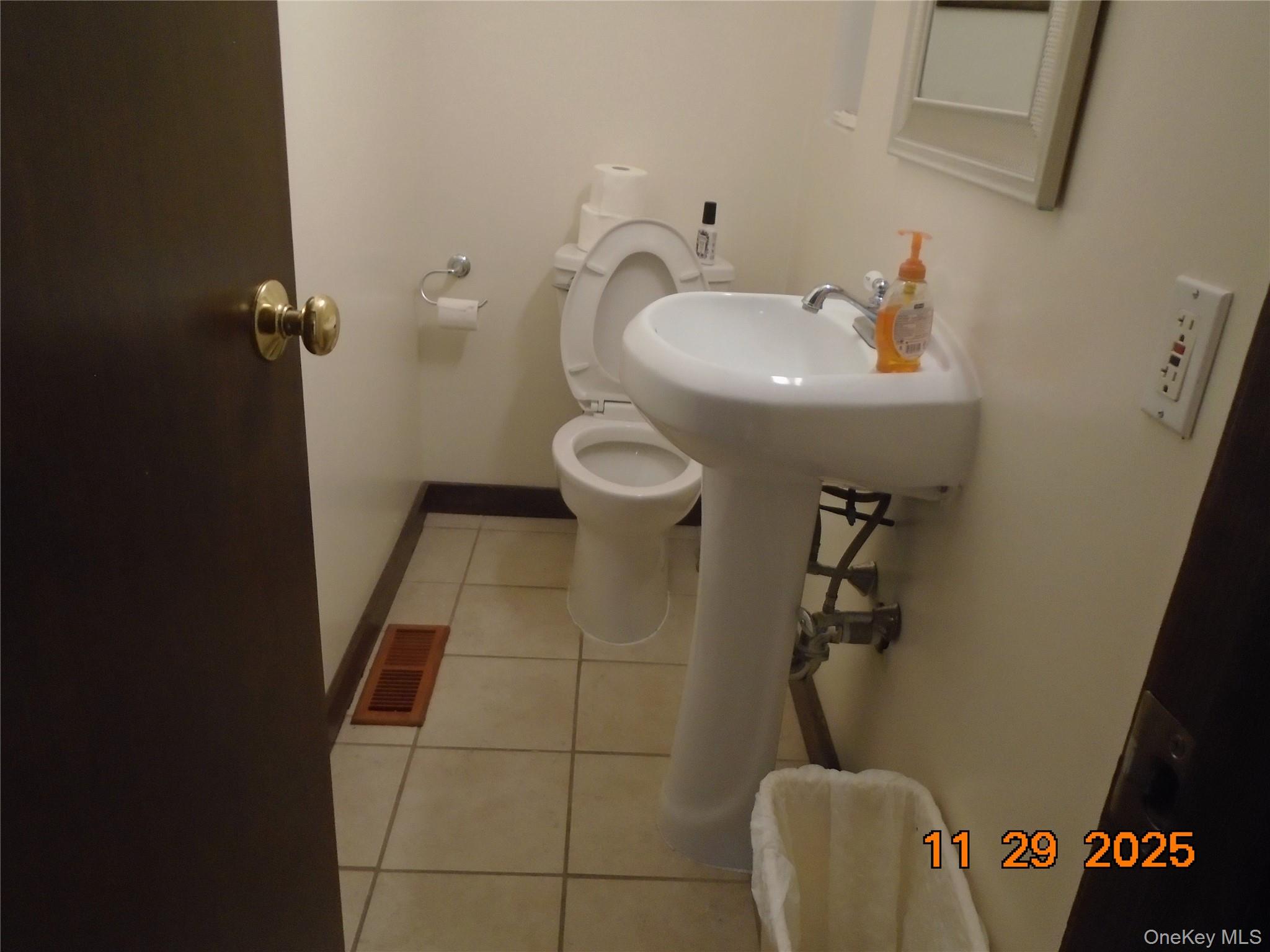 #7 photo, 510 N Broadway, White Plains , NY 10603