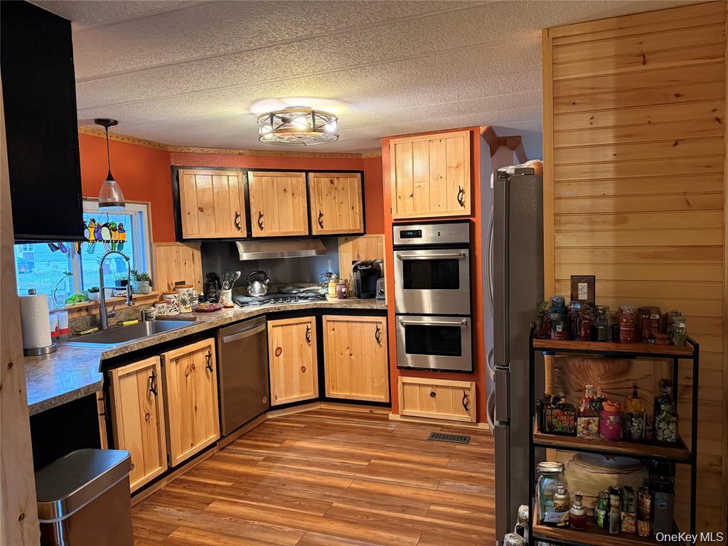 #7 photo, 3 Pine Court, Bloomingburg , NY 12721