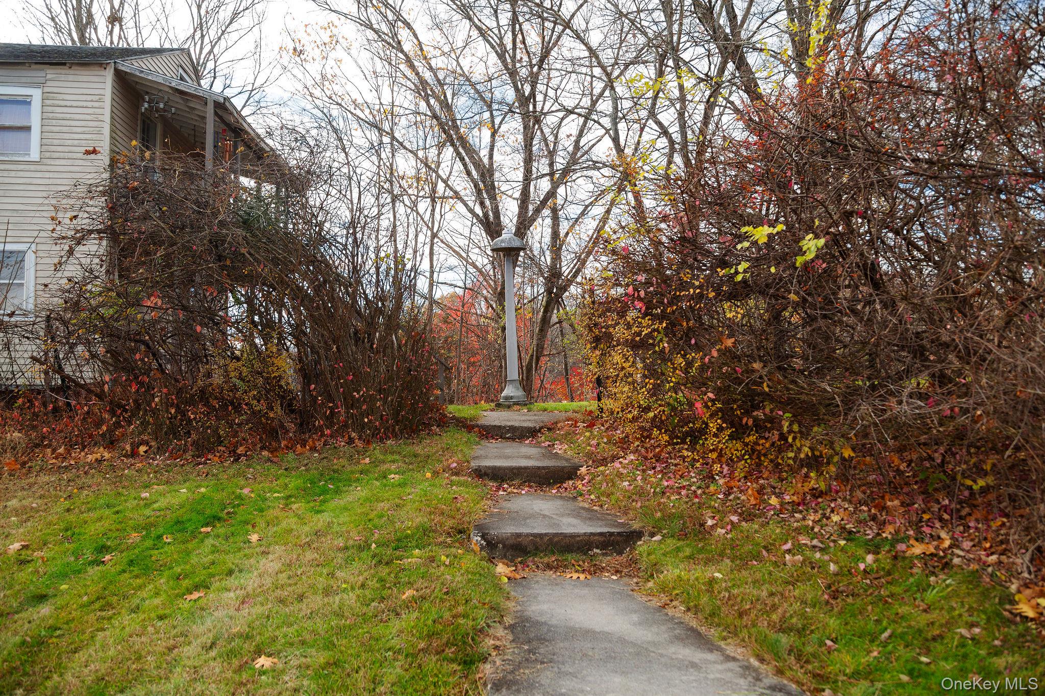 #10 photo, 5 AND 7 Riverhill Court, Esopus , NY 12429