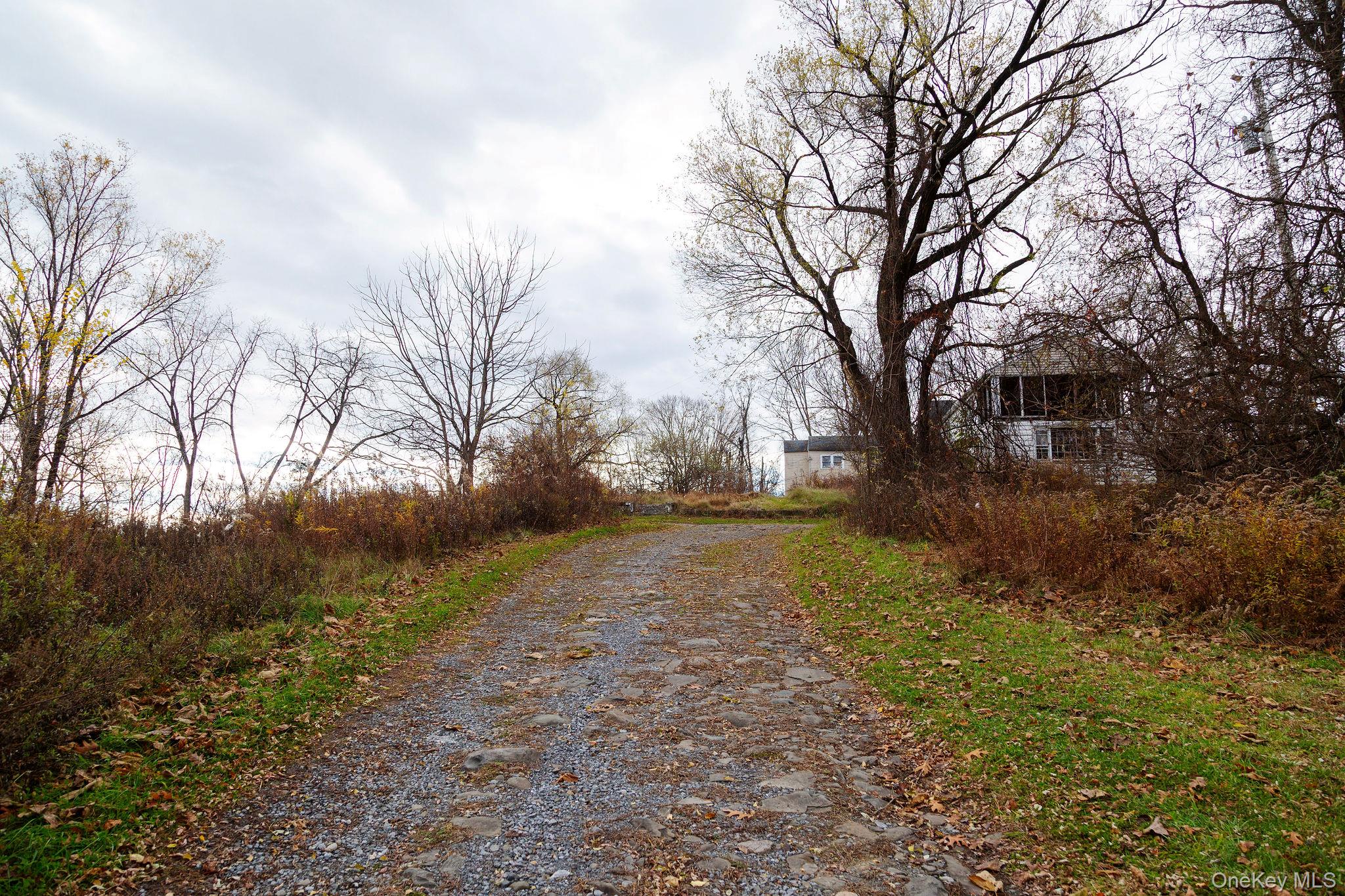 #8 photo, 5 AND 7 Riverhill Court, Esopus , NY 12429