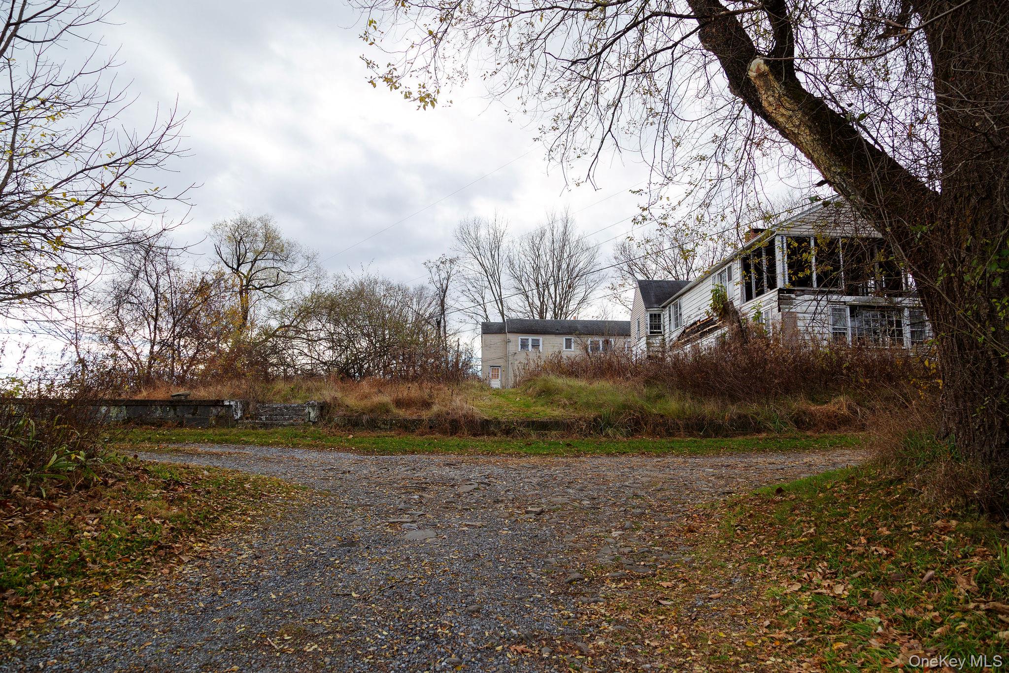 #9 photo, 5 AND 7 Riverhill Court, Esopus , NY 12429