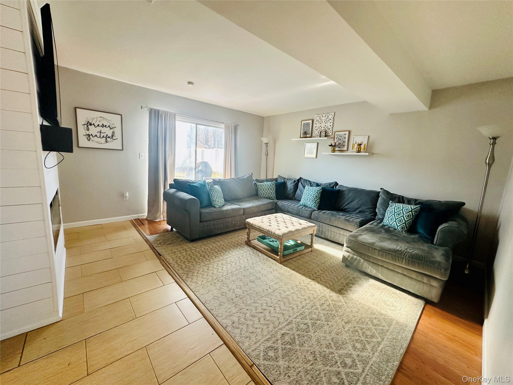 #7 photo, 18 Hawkins Street, Poughkeepsie , NY 12601