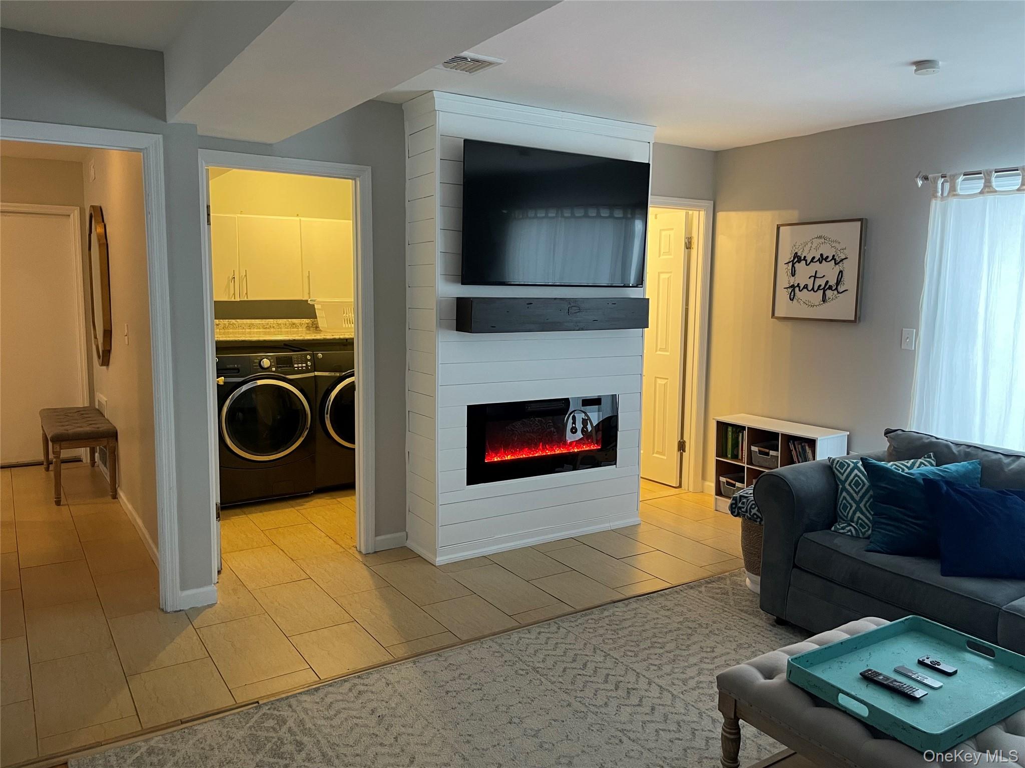 #8 photo, 18 Hawkins Street, Poughkeepsie , NY 12601