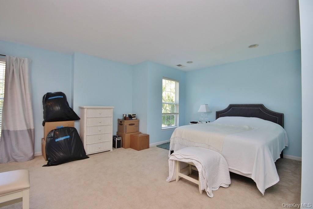 #11 photo, 836 Huntington Drive, Fishkill , NY 12524