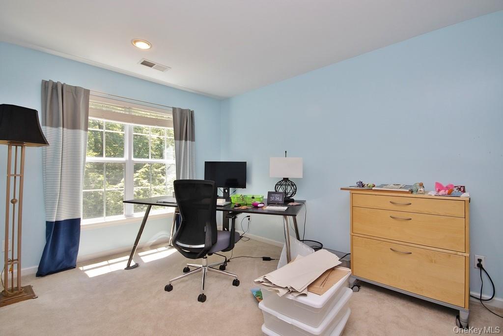 #15 photo, 836 Huntington Drive, Fishkill , NY 12524