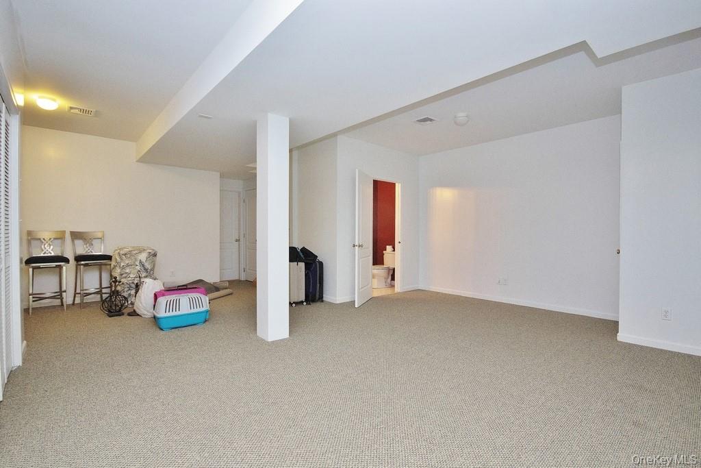 #19 photo, 836 Huntington Drive, Fishkill , NY 12524