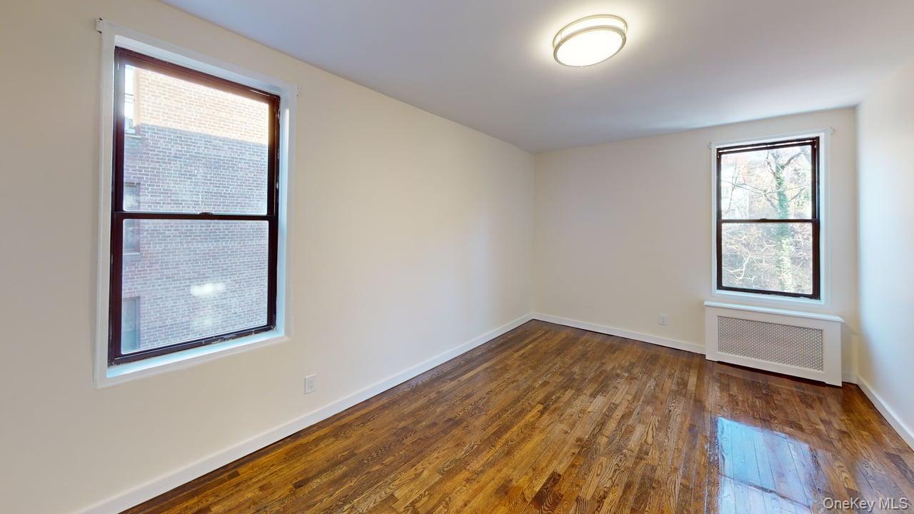 #13 photo, 678 Warburton Avenue, 纽约州 Yonkers , NY 10701