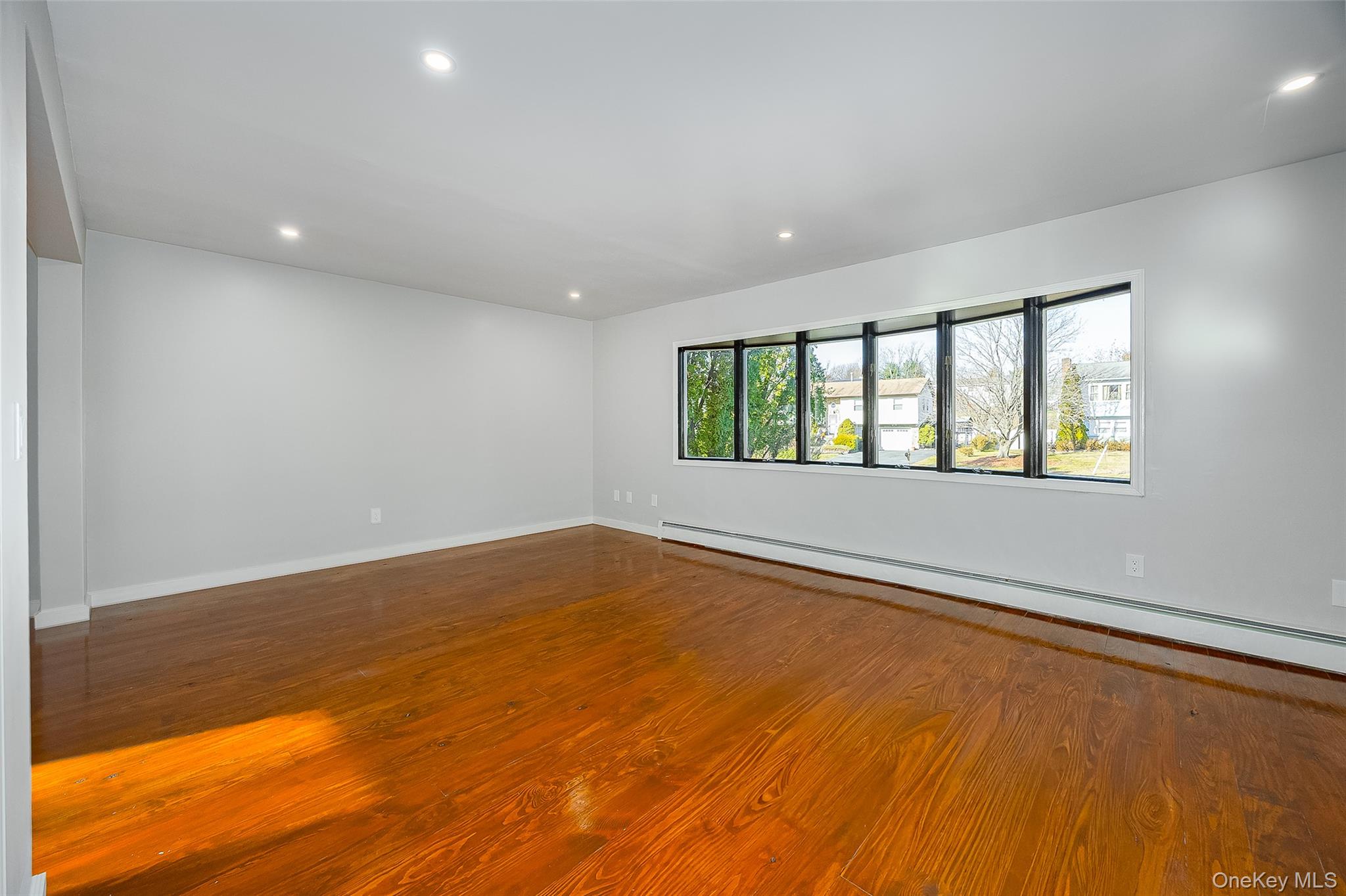 #11 photo, 91 Creamery Drive, New Windsor , NY 12553