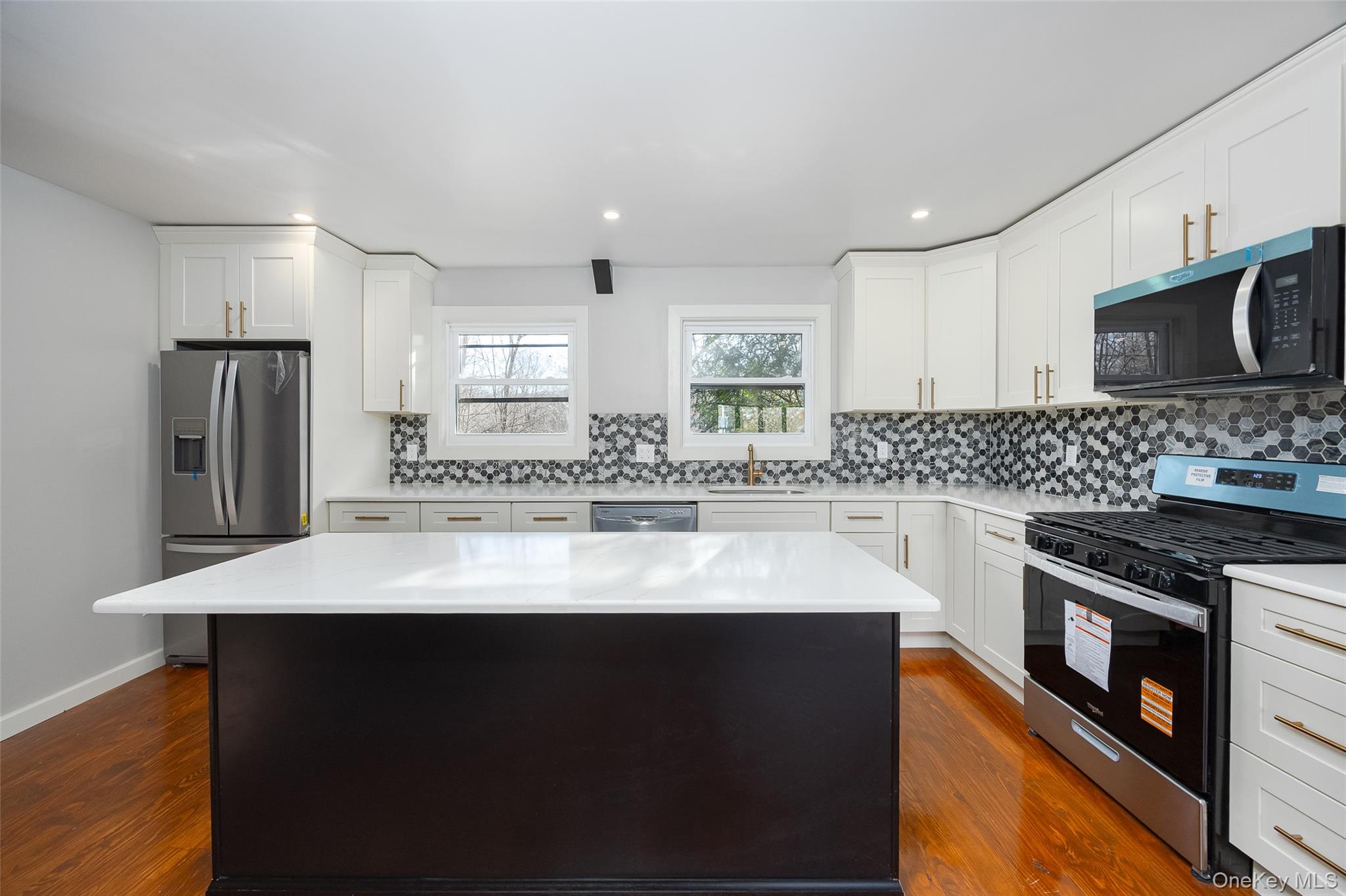 #14 photo, 91 Creamery Drive, New Windsor , NY 12553