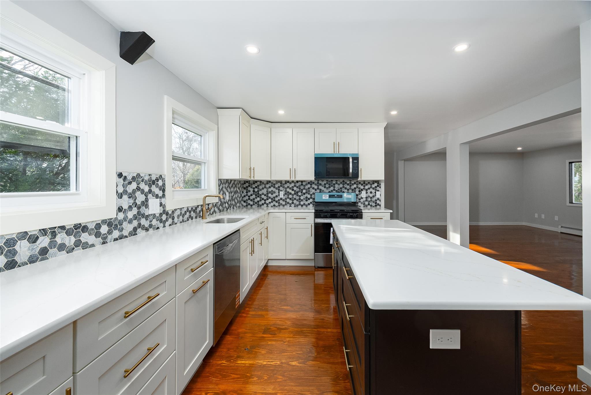 #15 photo, 91 Creamery Drive, New Windsor , NY 12553