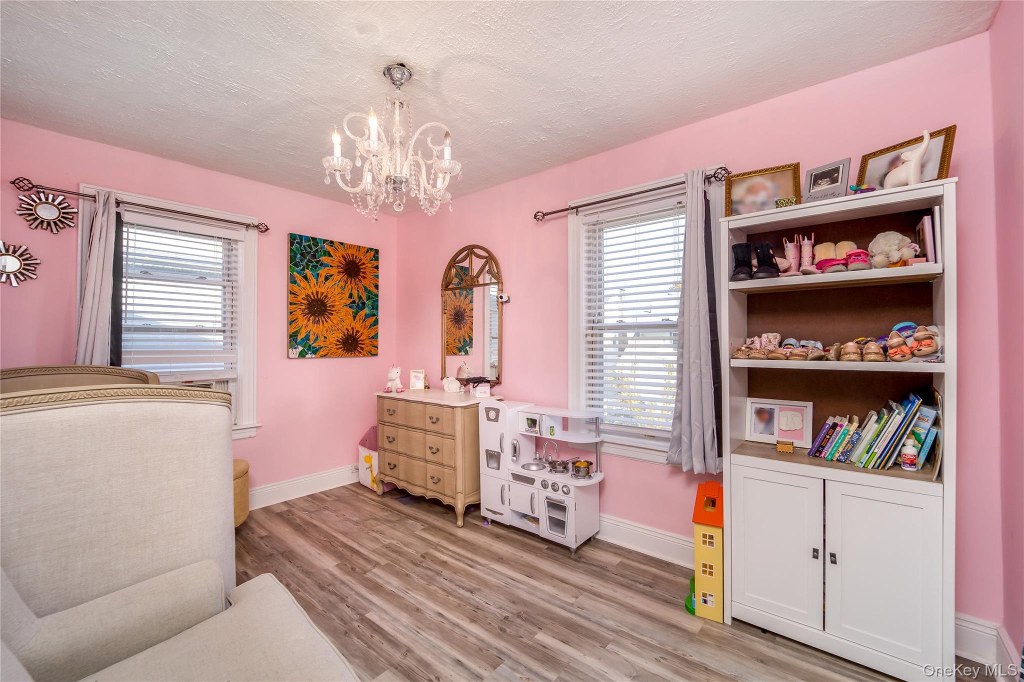 #11 photo, 92-57 246th Street, 长岛 花卉园 Floral Park , NY 11001