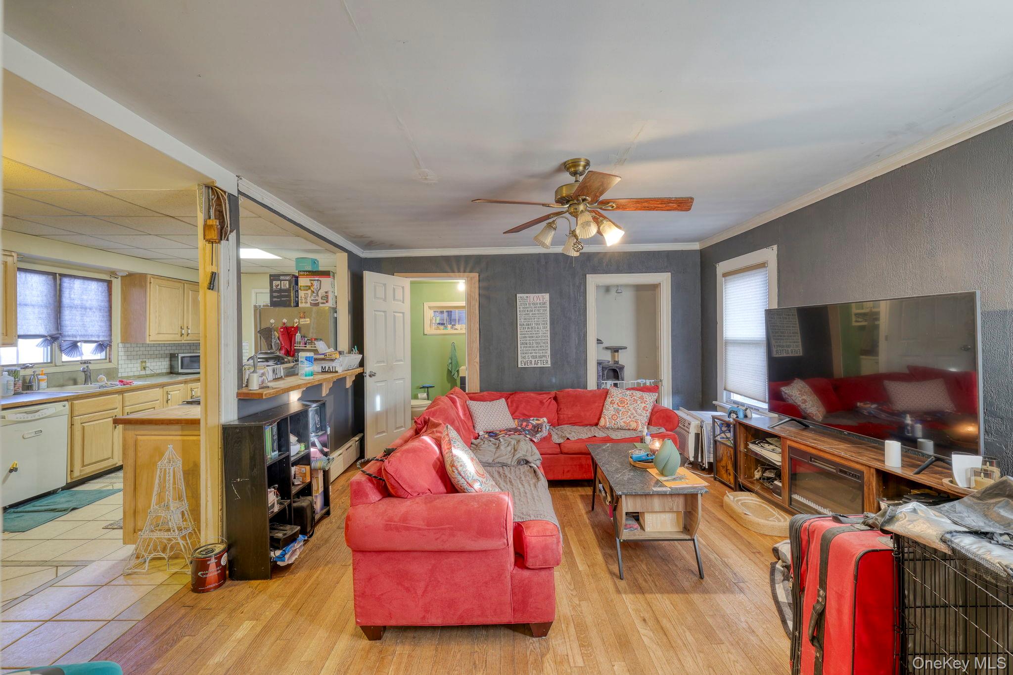 #11 photo, 9 West Street, 纽约州 Marlboro , NY 12542