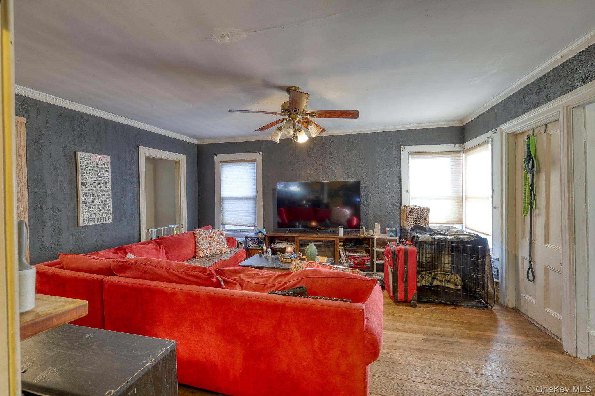 #12 photo, 9 West Street, 纽约州 Marlboro , NY 12542