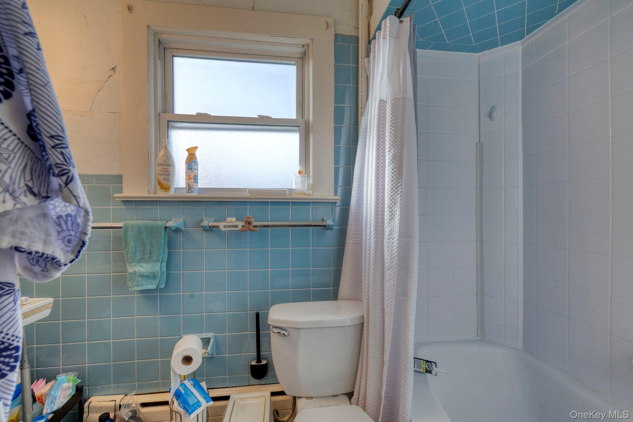 #14 photo, 9 West Street, 纽约州 Marlboro , NY 12542