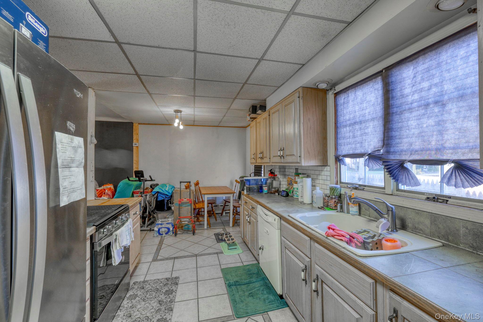 #8 photo, 9 West Street, 纽约州 Marlboro , NY 12542