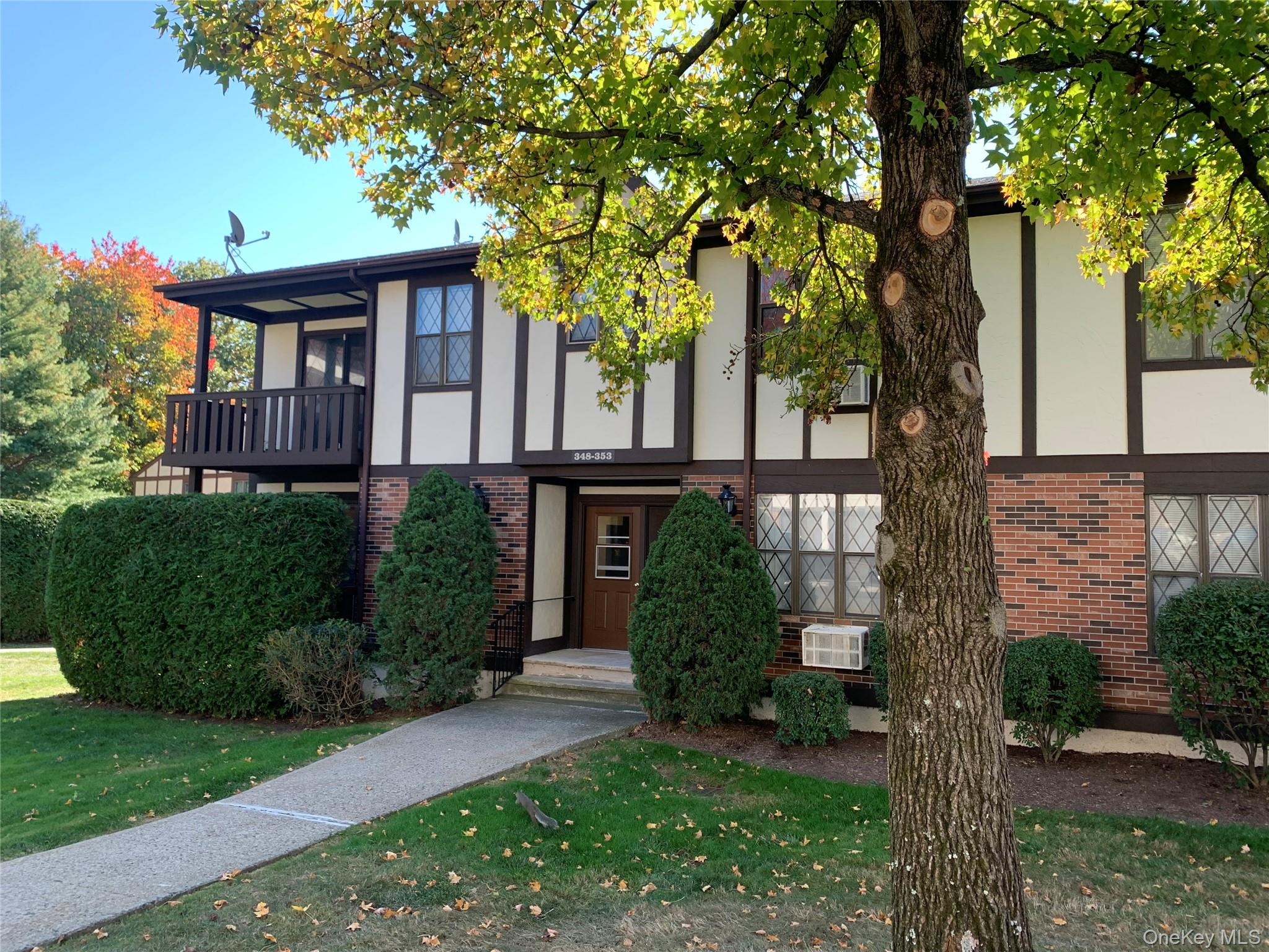 #1 photo, 351 Sierra Vista, Valley Cottage , NY 10989