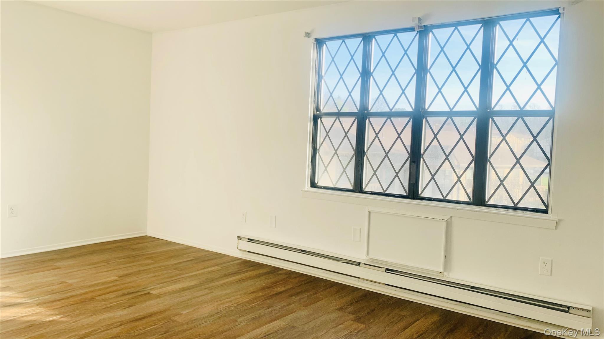 #10 photo, 351 Sierra Vista, Valley Cottage , NY 10989