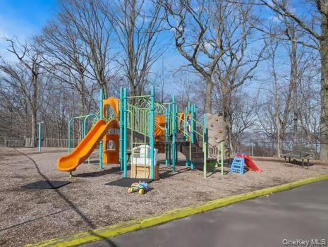 #17 photo, 351 Sierra Vista, Valley Cottage , NY 10989