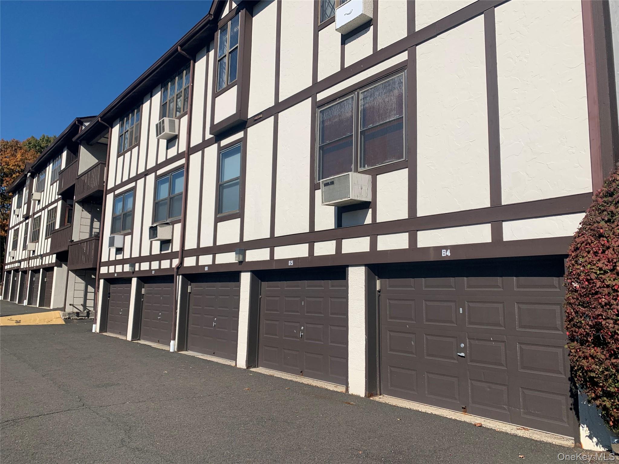 #2 photo, 351 Sierra Vista, Valley Cottage , NY 10989