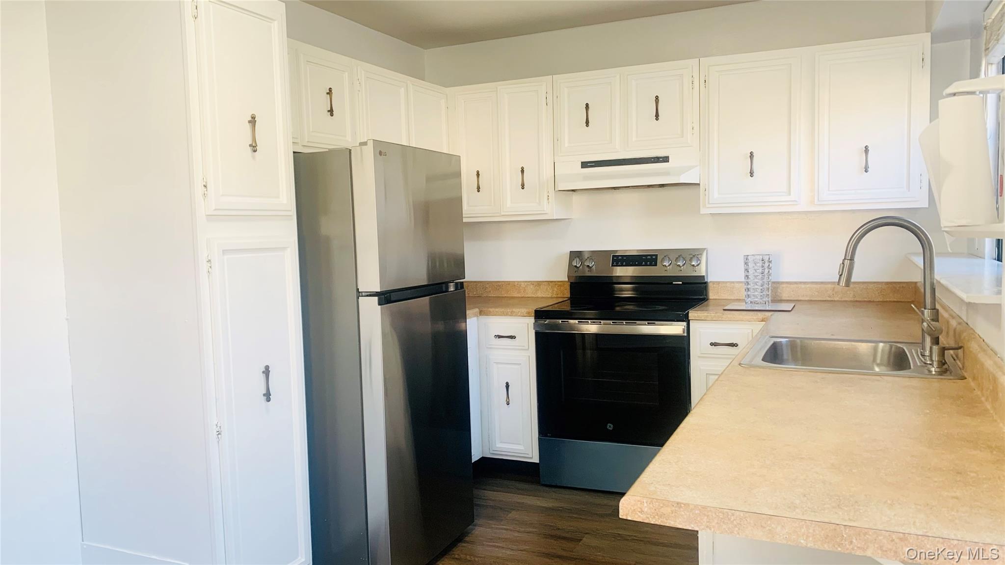 #7 photo, 351 Sierra Vista, Valley Cottage , NY 10989