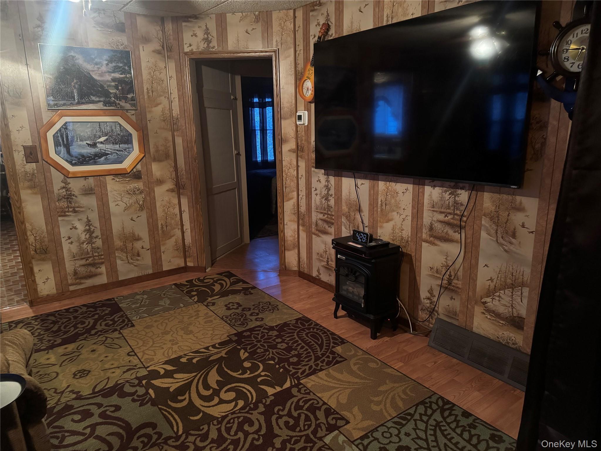 #4 photo, 304 Clark Place, Maybrook , NY 12543