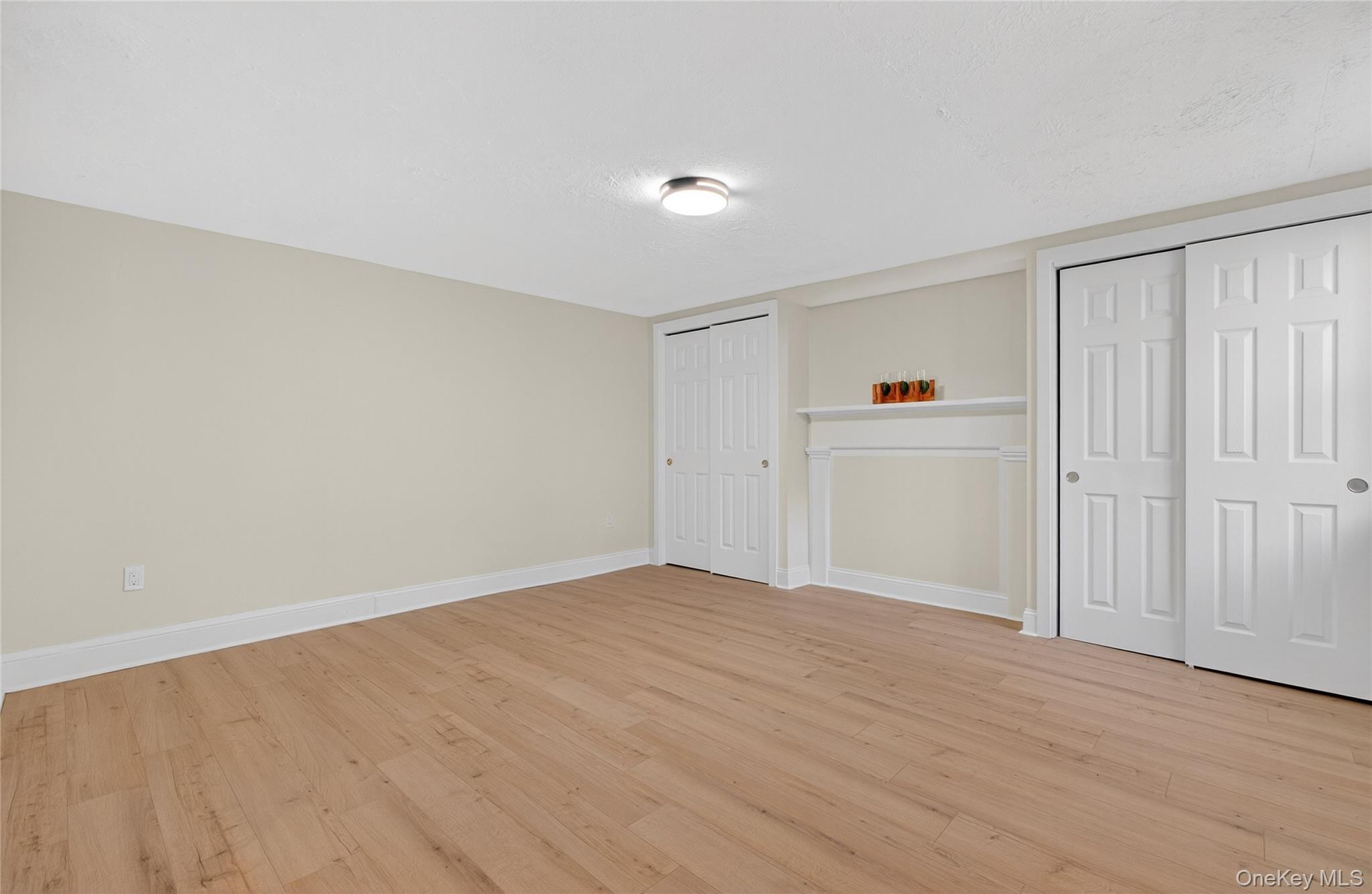 #15 photo, 171 Chambers Street, Newburgh , NY 12550