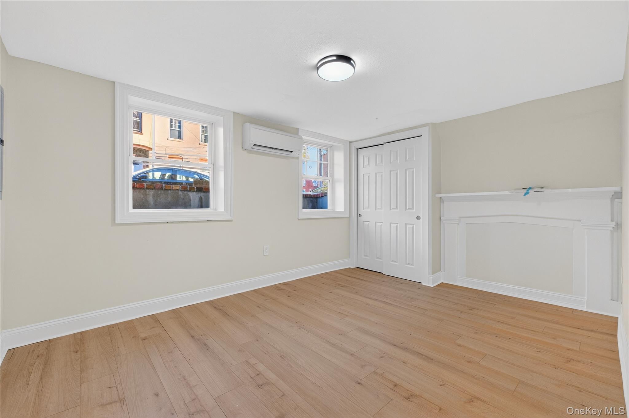 #20 photo, 171 Chambers Street, Newburgh , NY 12550