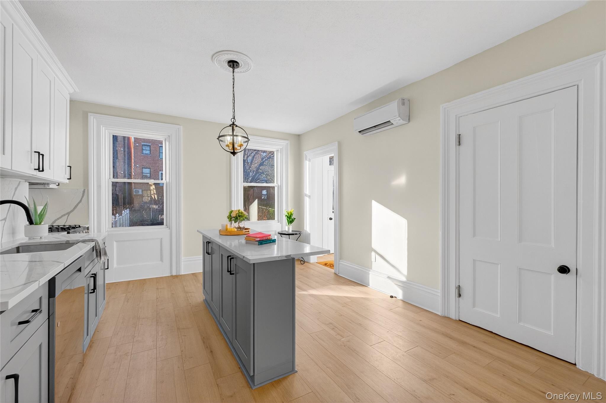 #5 photo, 171 Chambers Street, Newburgh , NY 12550