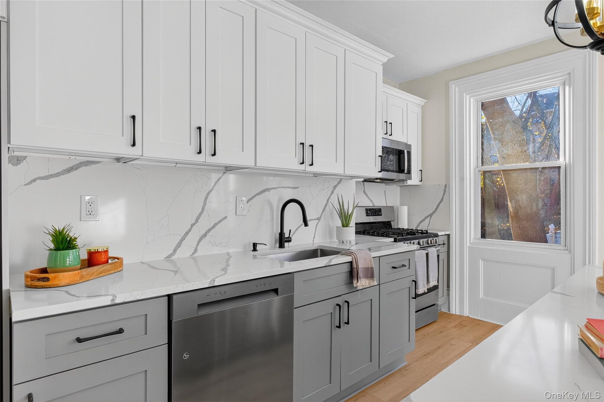 #7 photo, 171 Chambers Street, Newburgh , NY 12550