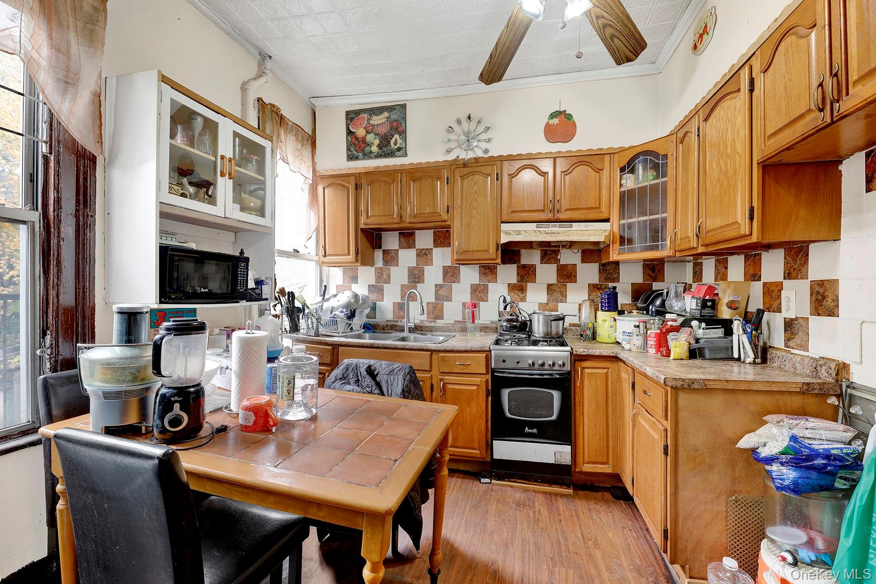 #12 photo, 443 Marion Street, Brooklyn , NY 11233