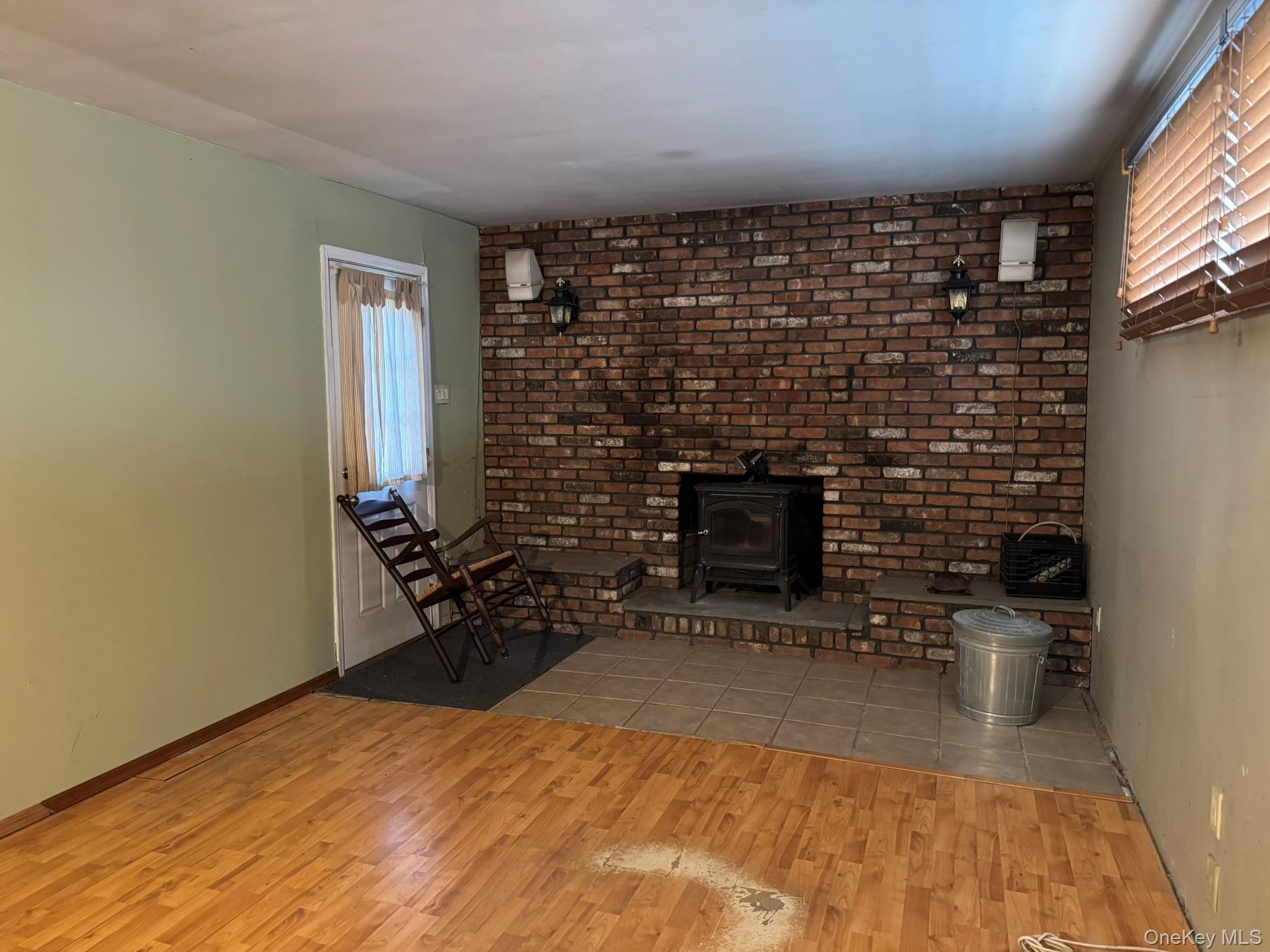 #13 photo, 41 Broadway, सफ़ोक काउंटी Shirley , NY 11967