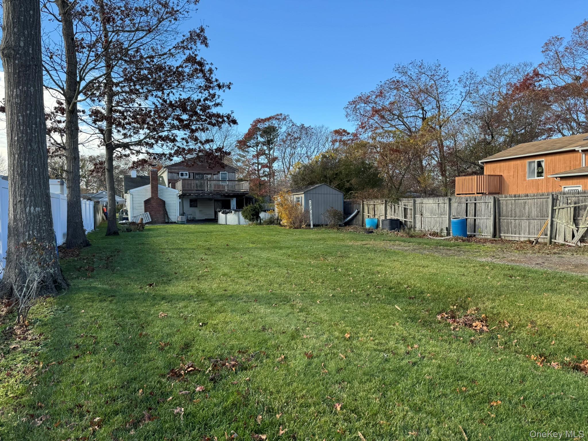 #20 photo, 41 Broadway, सफ़ोक काउंटी Shirley , NY 11967