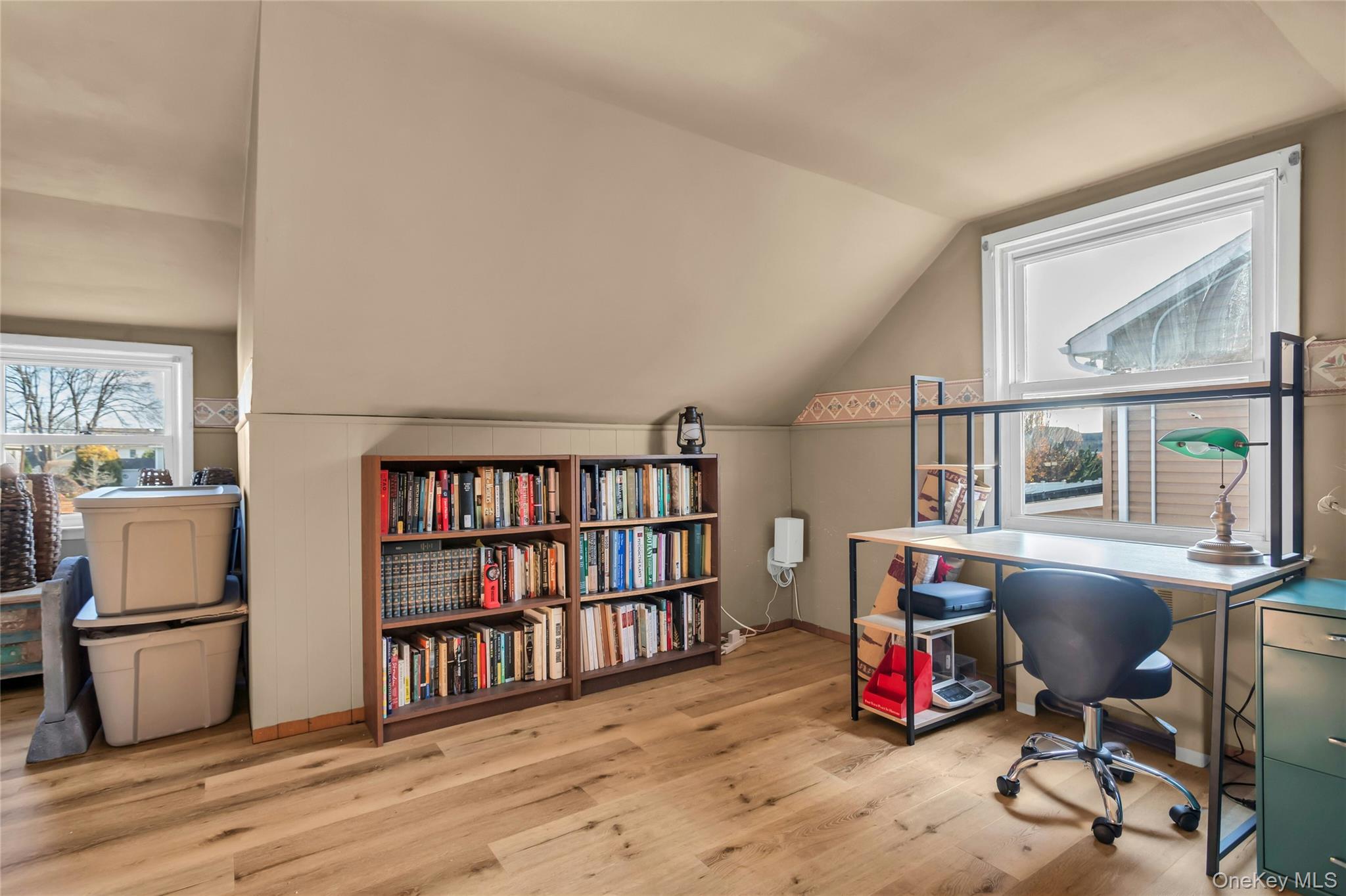 #18 photo, 247 Division Avenue, ناسو Massapequa , NY 11758