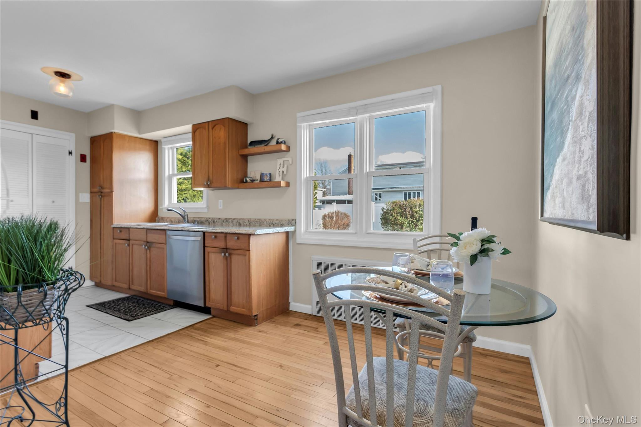 #7 photo, 247 Division Avenue, ناسو Massapequa , NY 11758