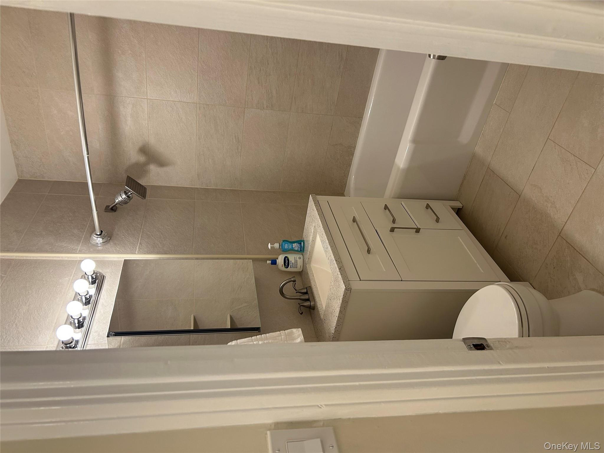 #5 photo, Glendale, Glendale , NY 11385