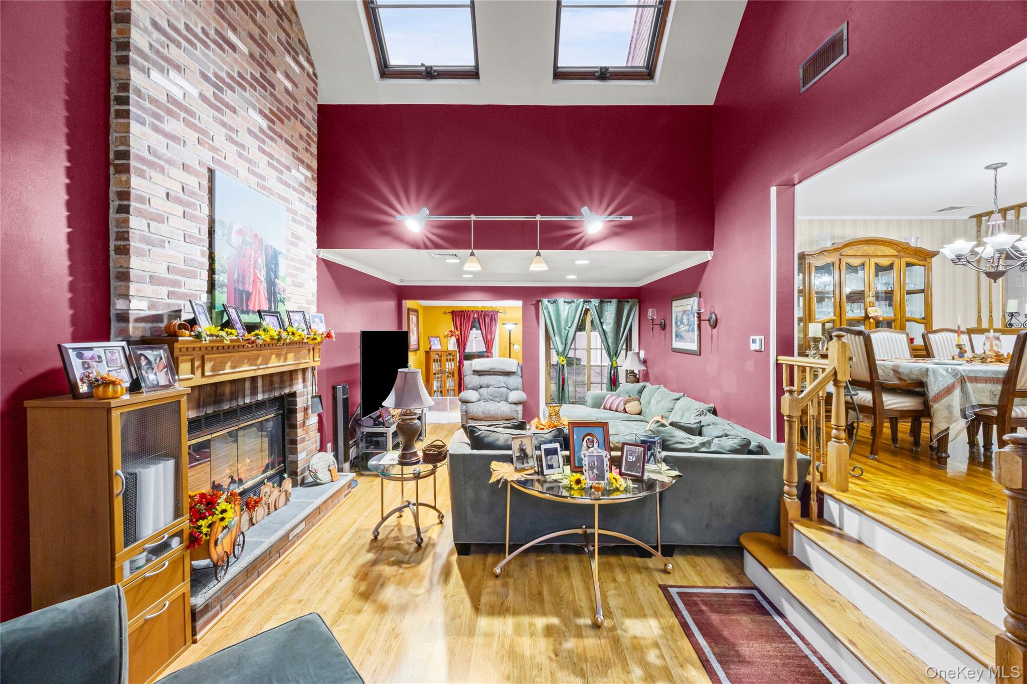 #10 photo, 2906 Lawrence Drive, Wantagh , NY 11793