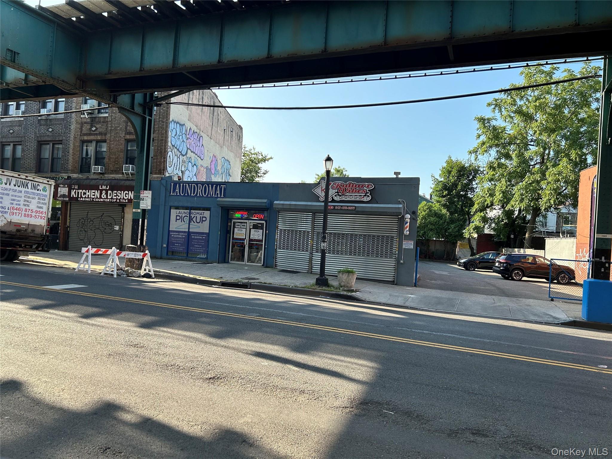 #2 photo, 10438 Jamaica Avenue, Richmond Hill , NY 11418