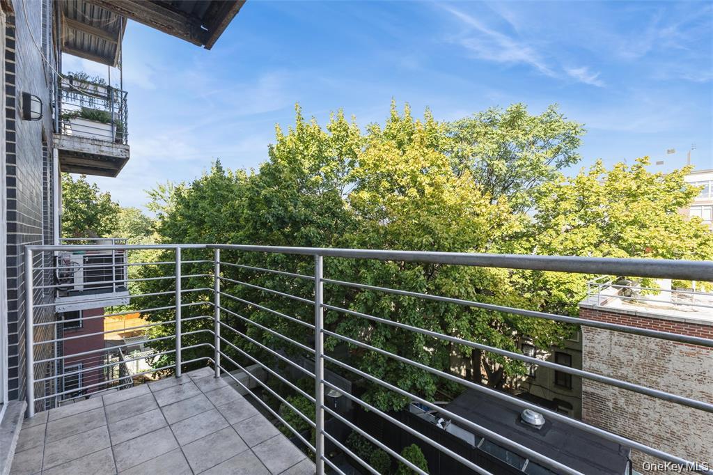 #13 photo, 111 Monroe Street, Бруклин ‖ Brooklyn , NY 11216