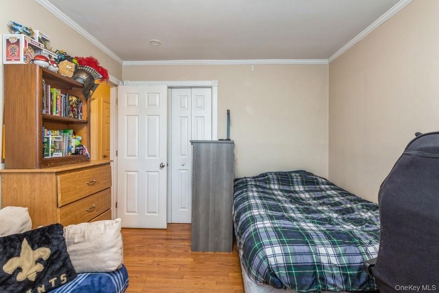 #17 photo, 4 Rose Street, Oceanside , NY 11572