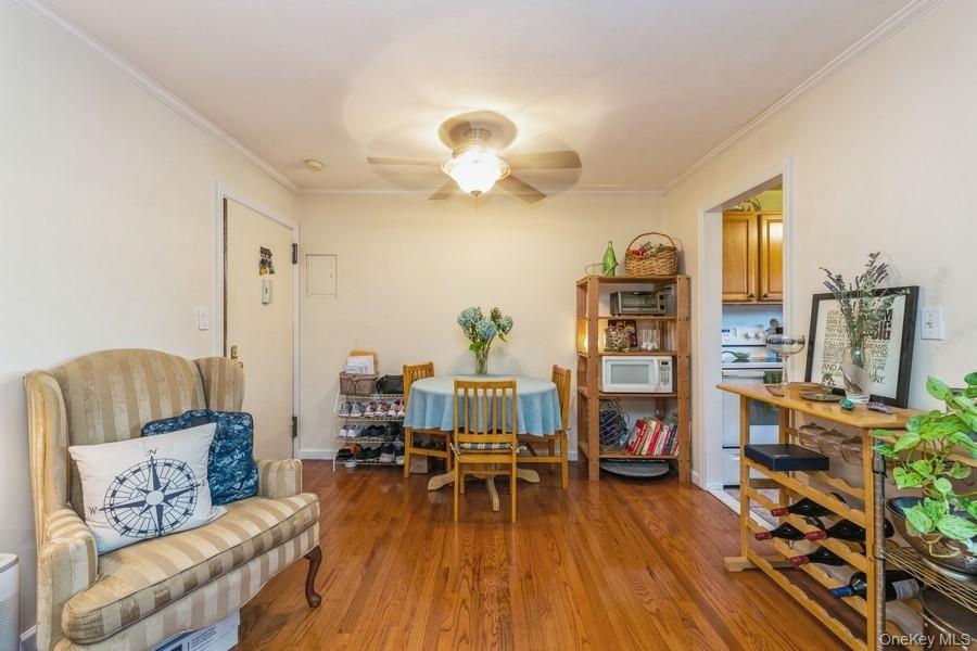 #9 photo, 4 Rose Street, Oceanside , NY 11572